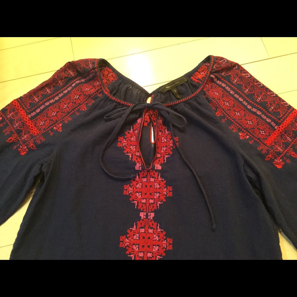 BCBG Maxazria blouse